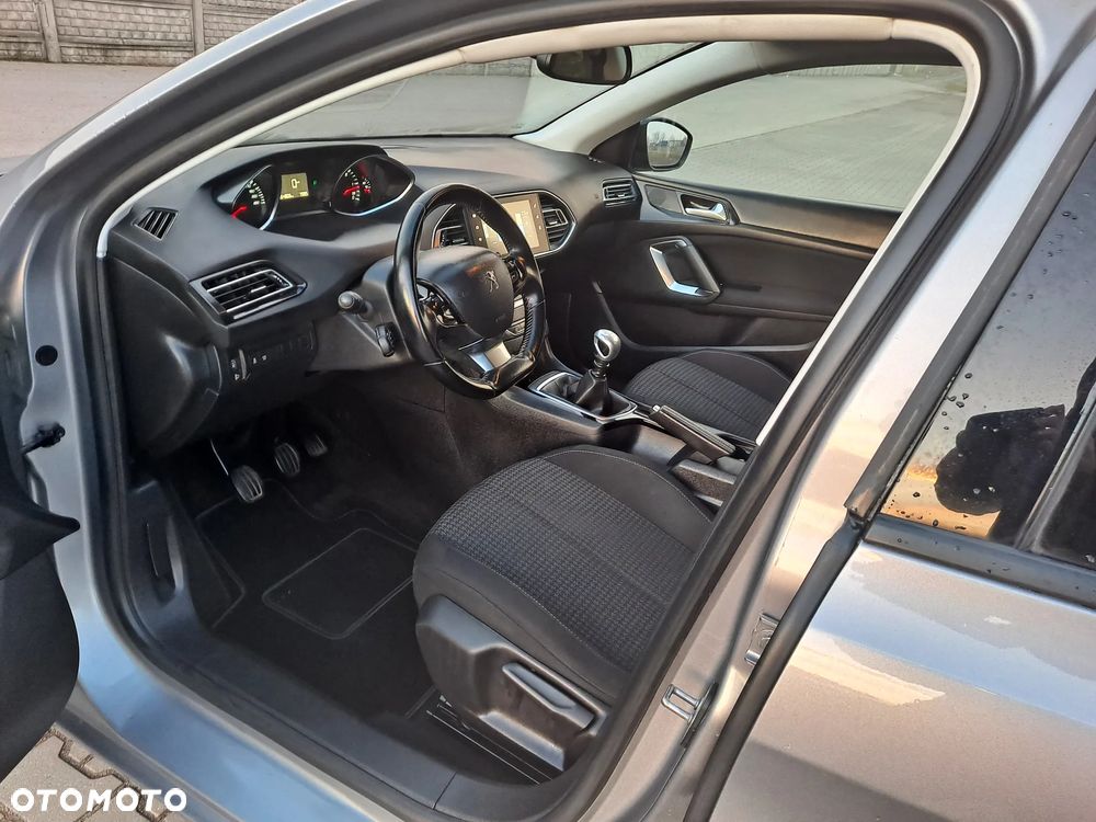 Peugeot 308 BlueHDi 120 Stop & Start Allure - 7