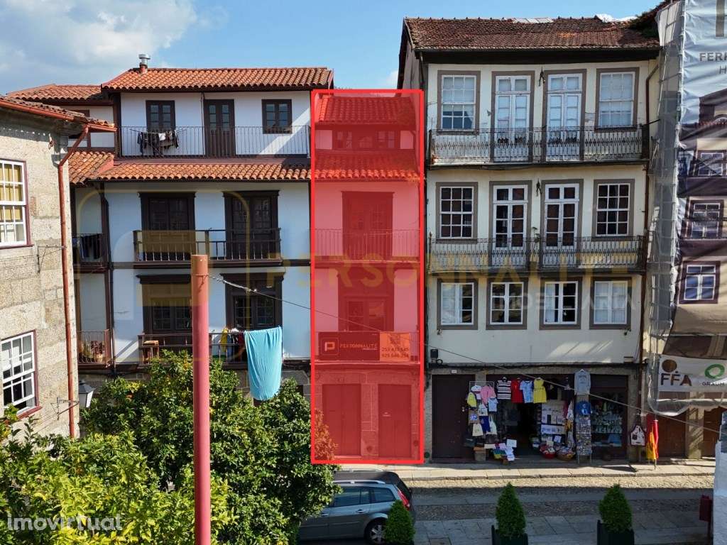 Prédio p/ Restauro no Coração de Guimarães - Grande imagem: 5/13