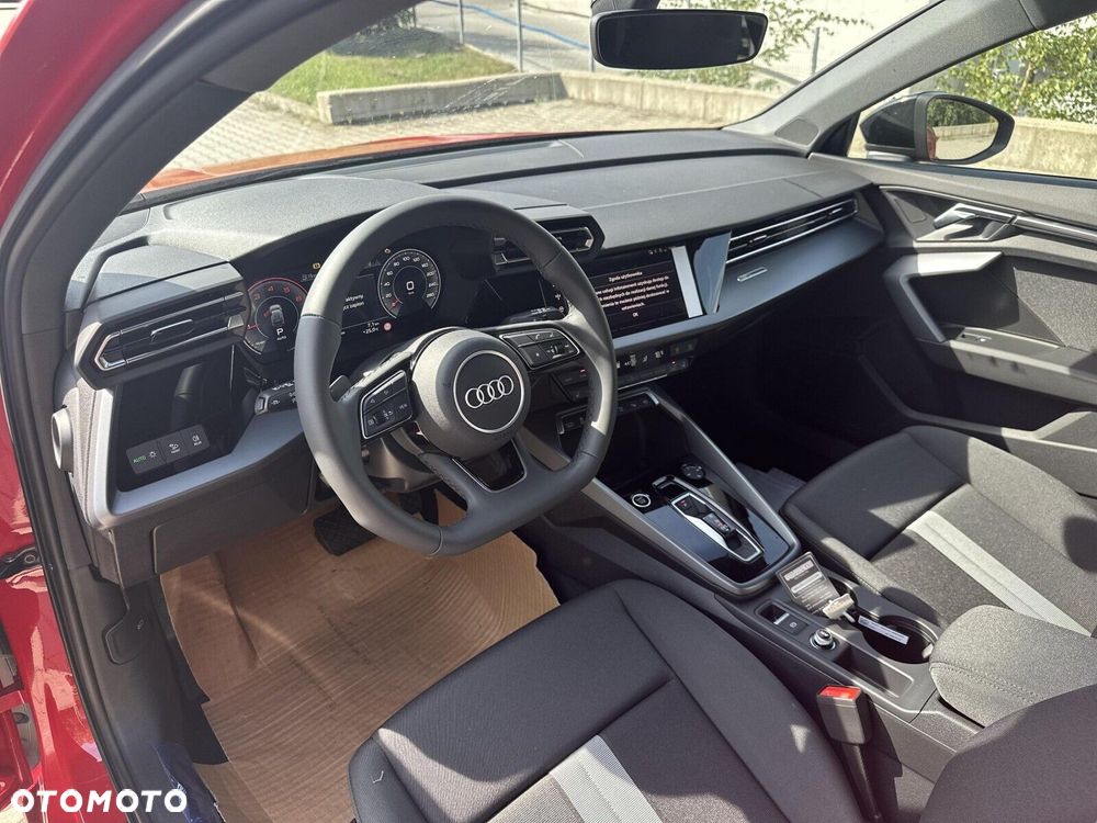 Audi A3 Sportback - 12