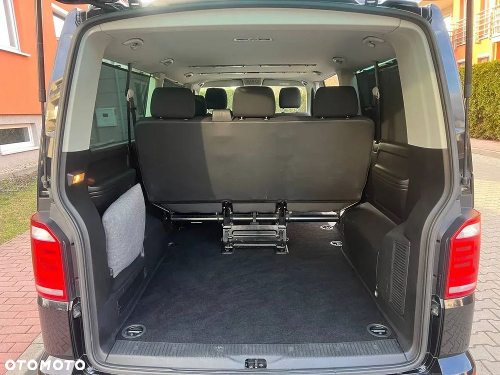 Volkswagen Caravelle - 22