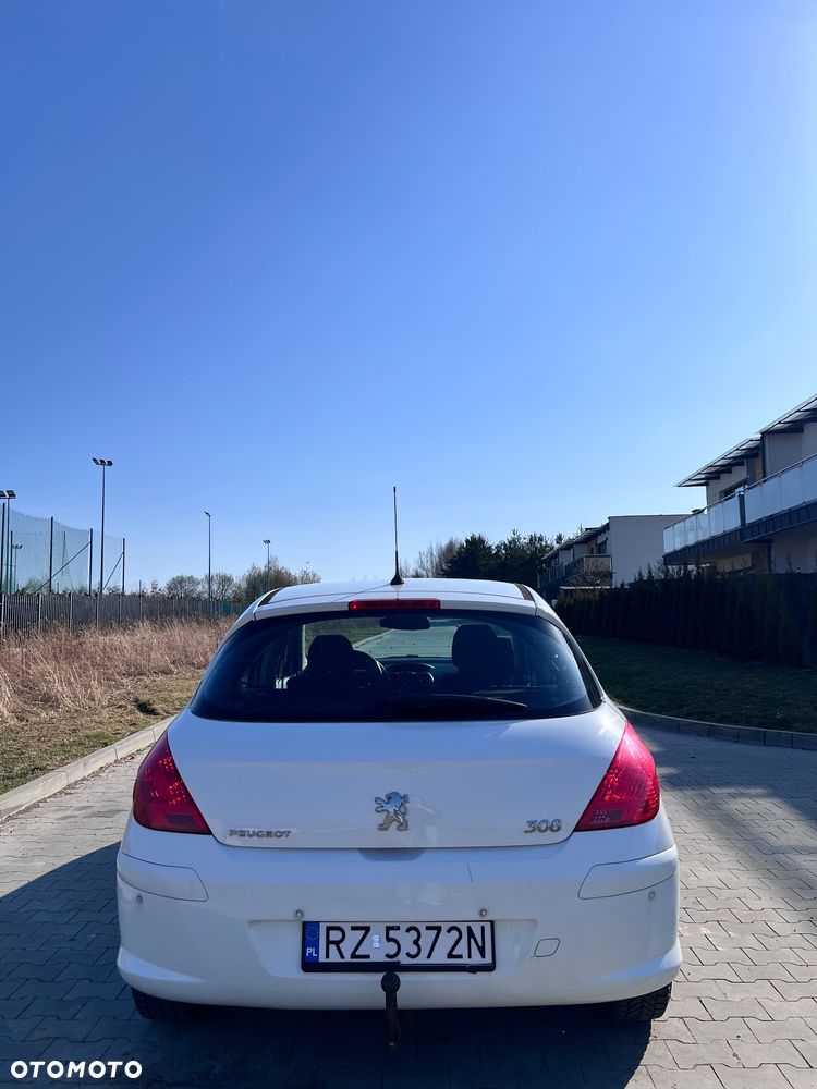 Peugeot 308 1.6 HDi Presence - 14