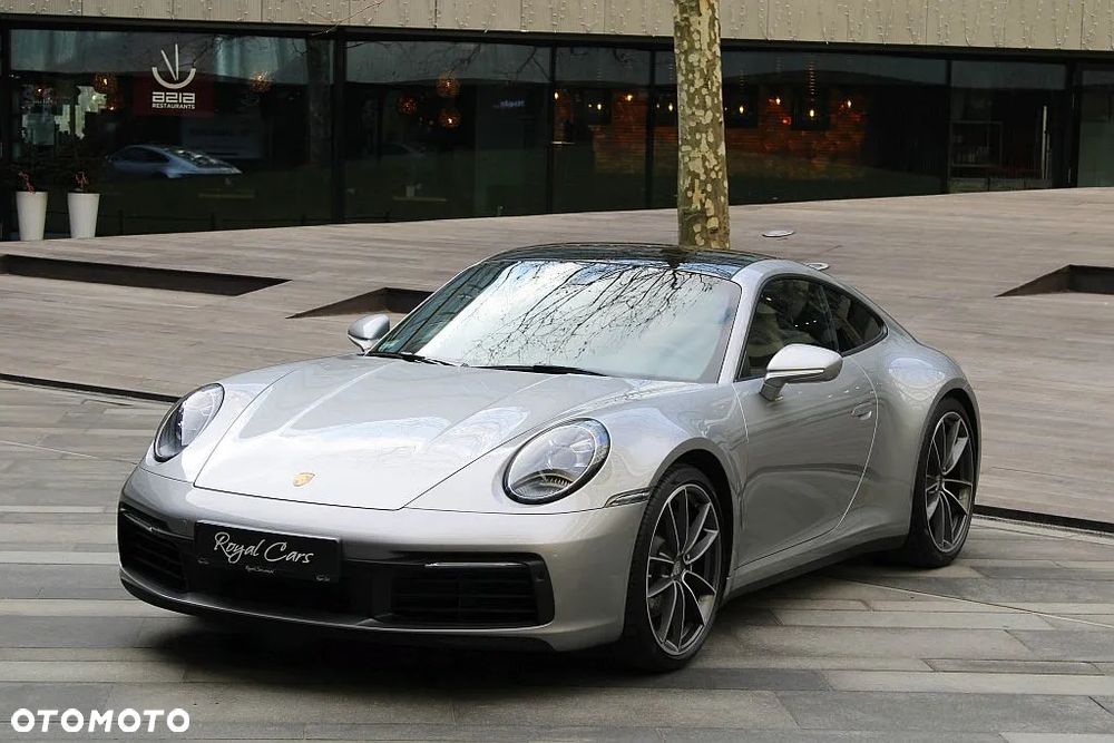 Porsche 911 Carrera 4