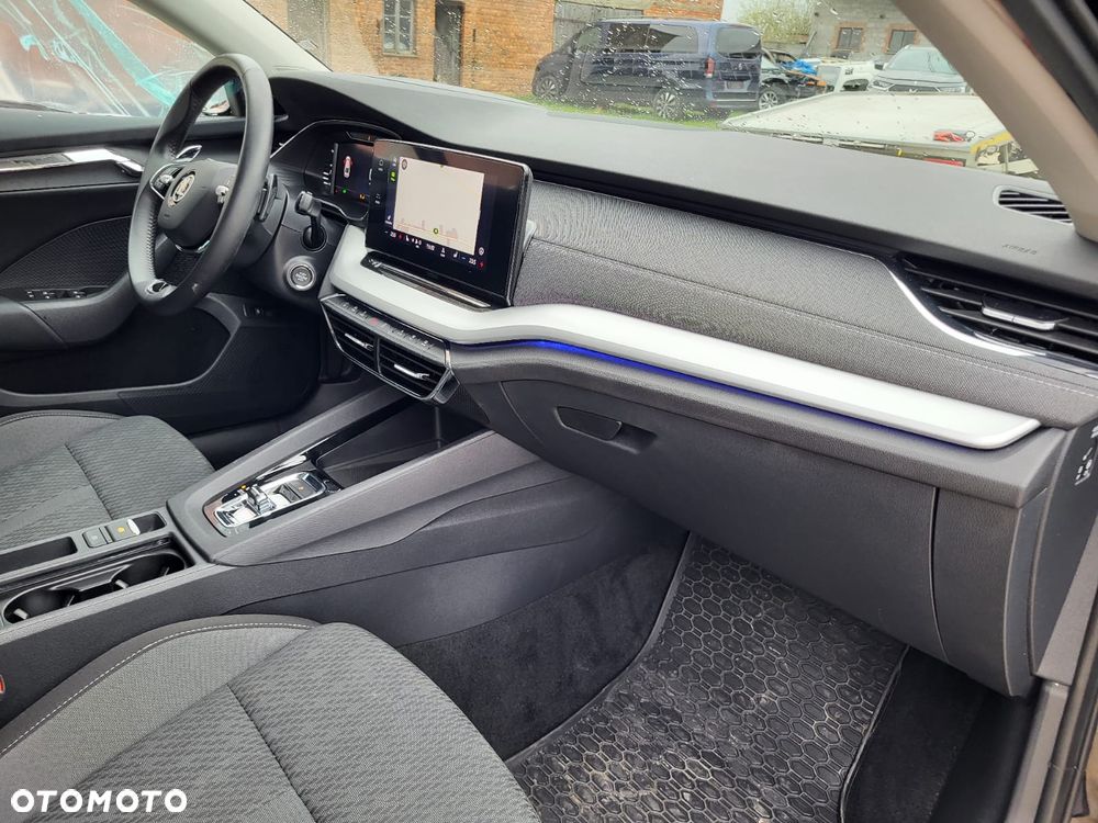 Skoda Octavia 2.0 TDI DSG Exclusive Plus - 39