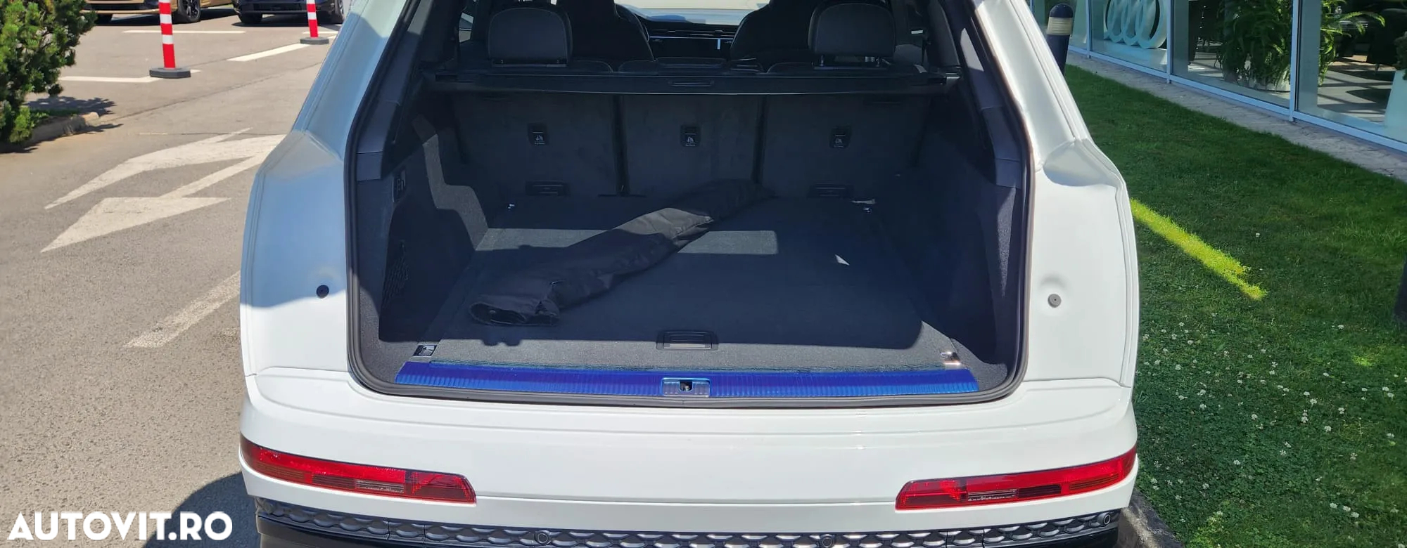Audi Q7 55 TFSI quattro Tiptronic MHEV S Line - 8