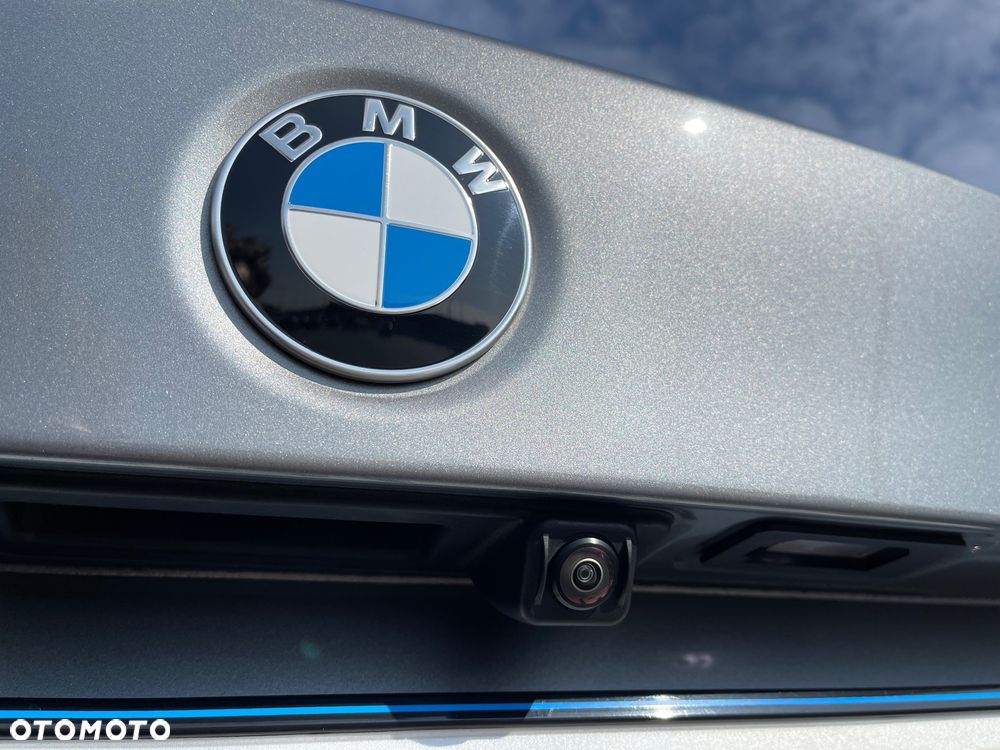 BMW Seria 3 318i M Sport - 25