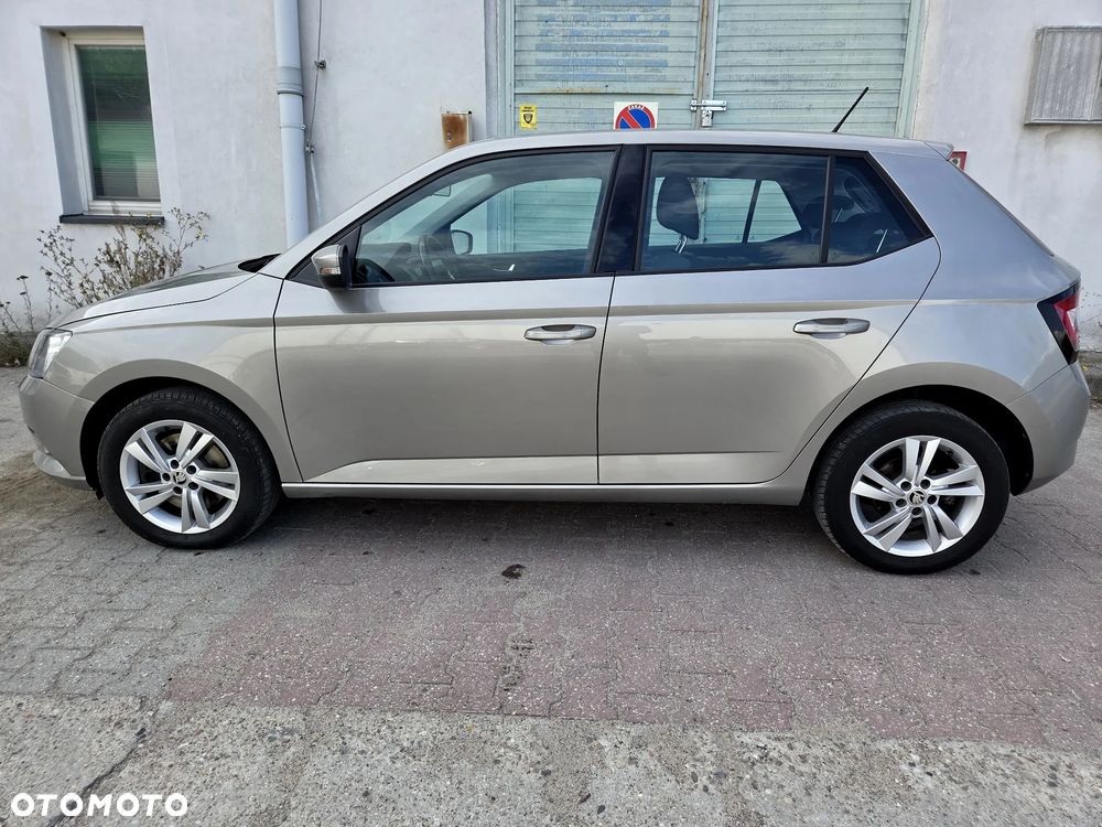 Skoda Fabia 1.2 TSI Active - 9