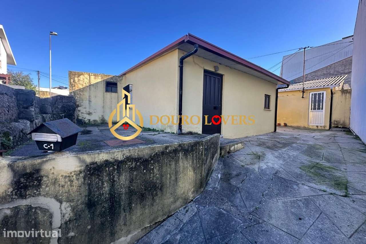 Casa Térrea com Terreno na Asprela, S. Mamede de Infesta - Grande imagem: 2/10