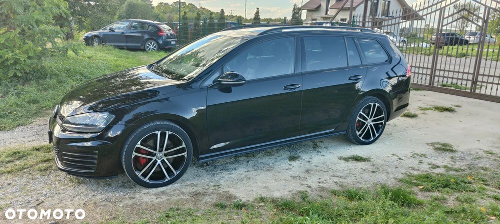 Volkswagen Golf 2.0 TDI BMT GTD - 2