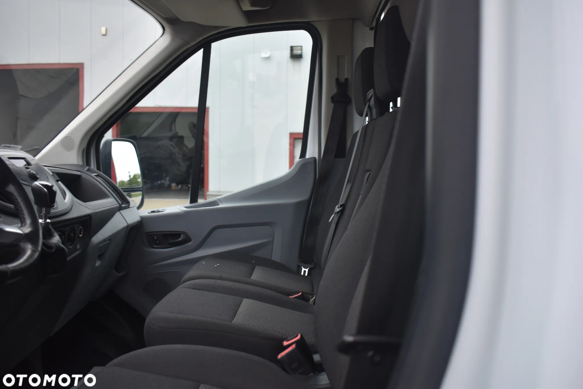 Ford Transit - 18