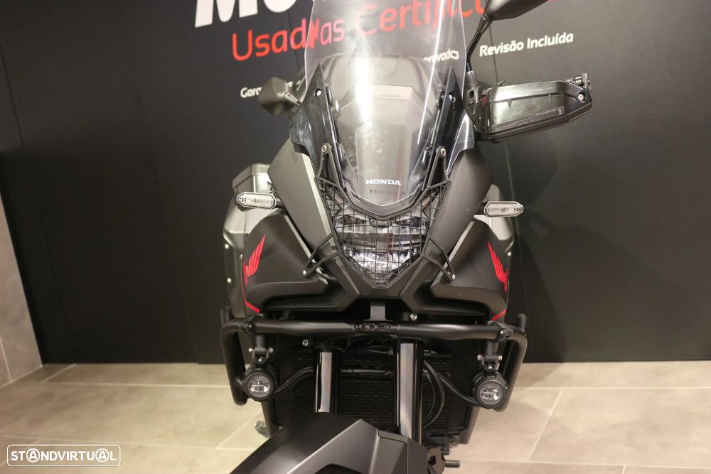 Honda Transalp 750 - 8