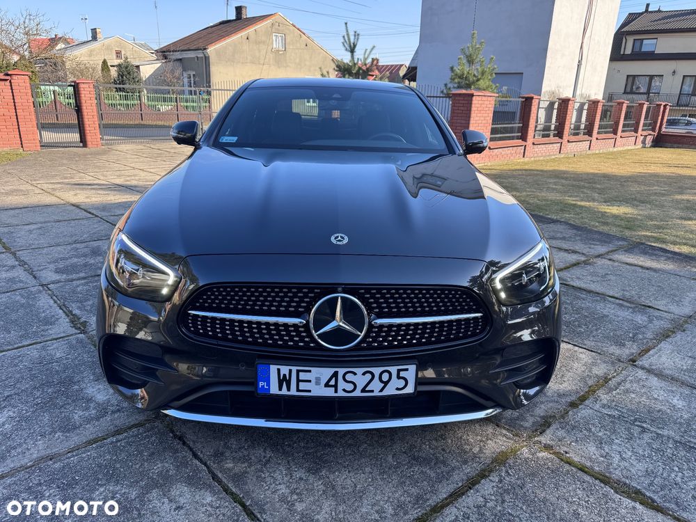 Mercedes-Benz Klasa E 300 AMG - 4
