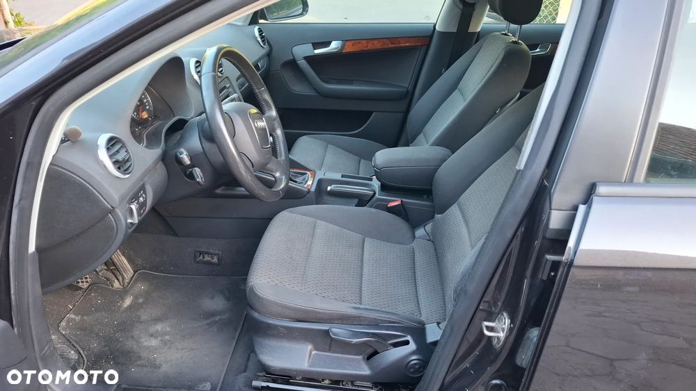 Audi A3 Sportback 1.8 TFSI Ambition - 12