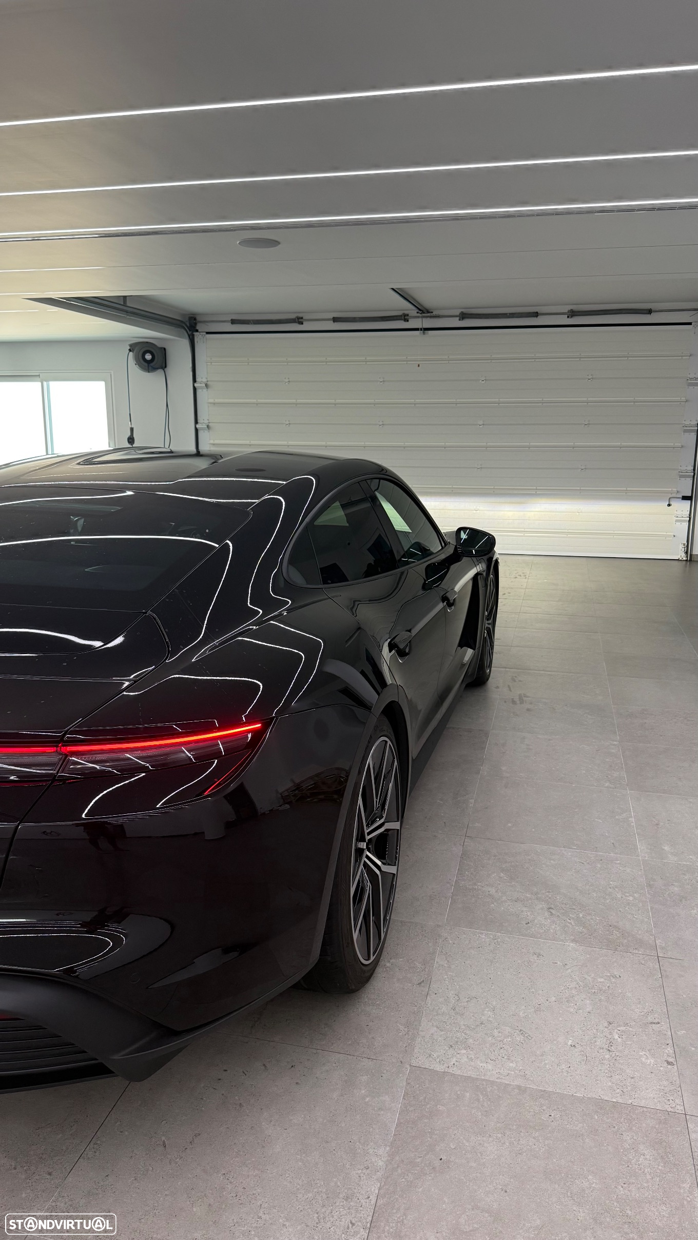 Porsche Taycan Standard - 5