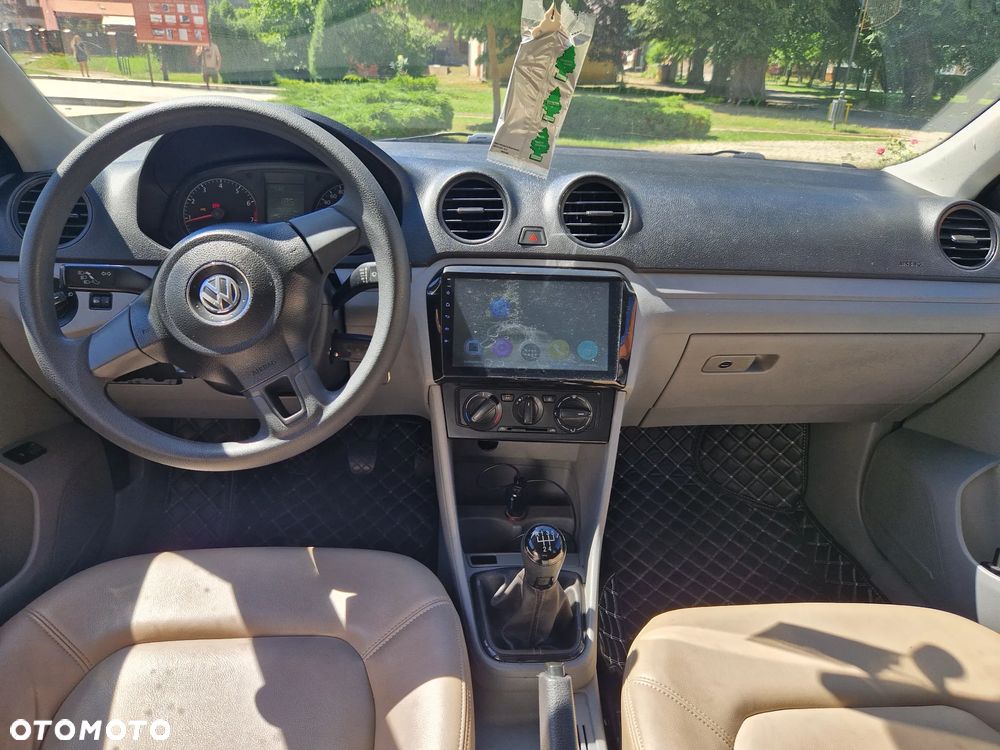 Volkswagen Jetta - 6