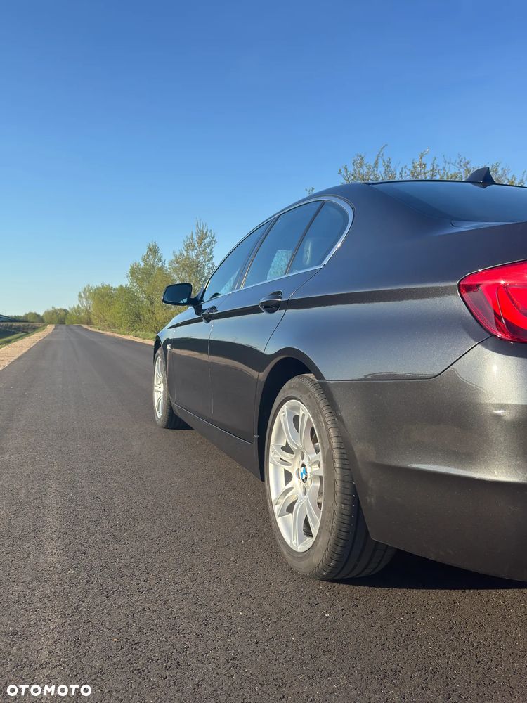 BMW Seria 5 520d - 3