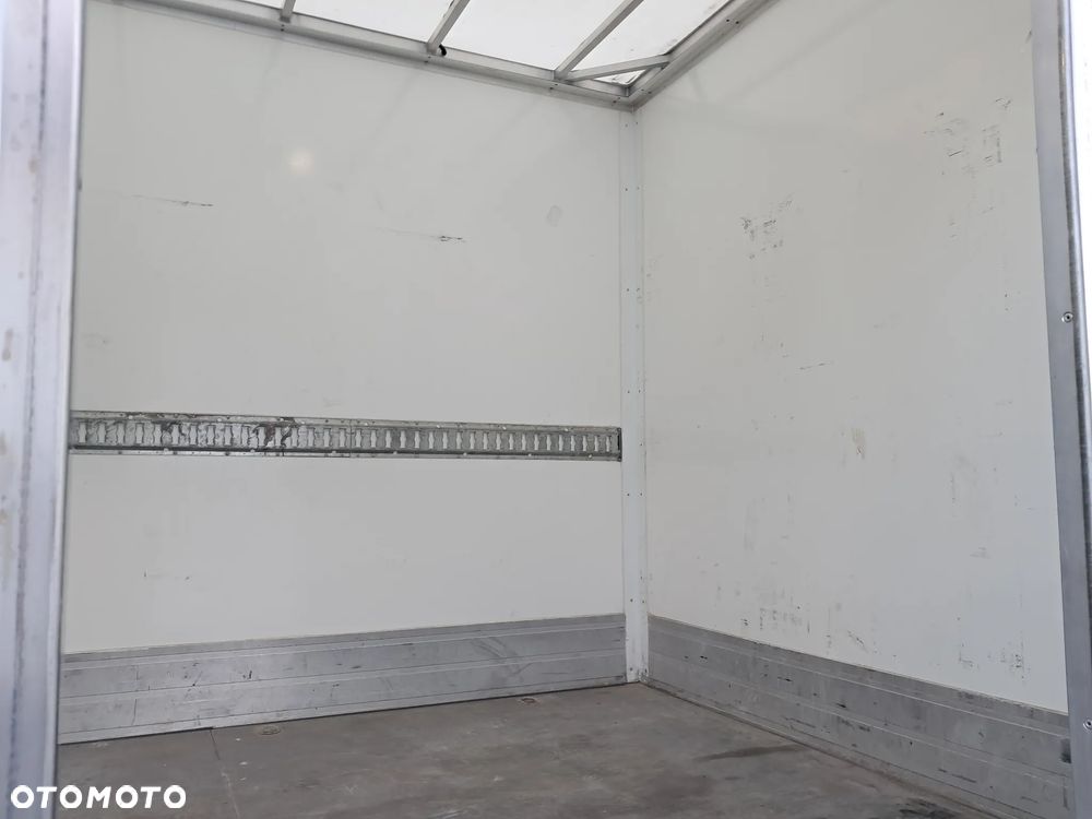 Iveco Daily 72C180 Kontener + Winda 1 Tona Salon Polska - 21