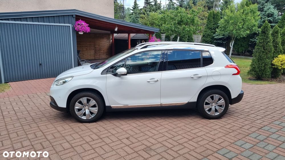 Peugeot 2008 - 4