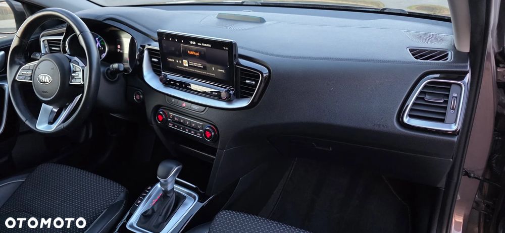 Kia XCeed 1.6 GDI PHEV L Business Line DCT - 12