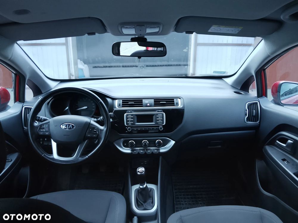 Kia Rio - 9