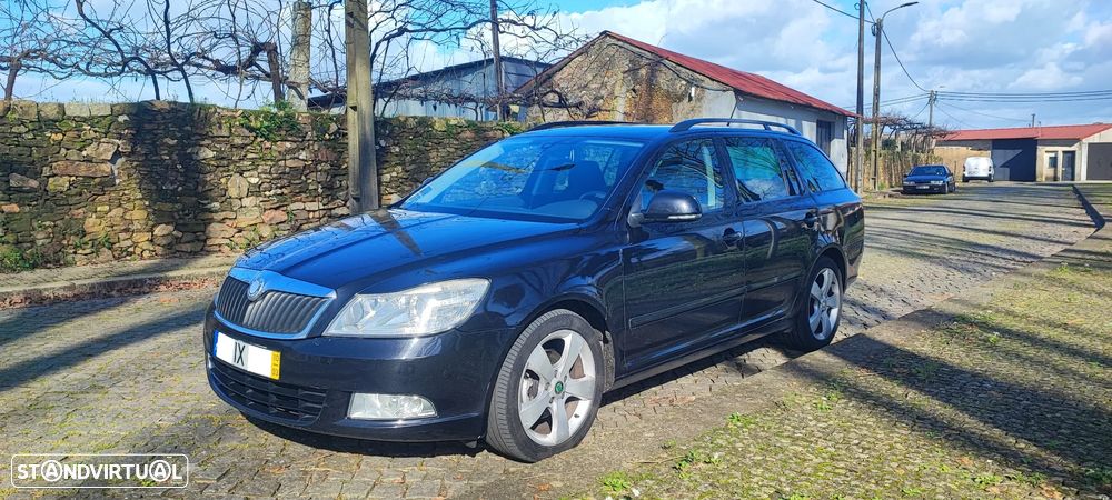 Skoda Octavia Break 1.6 TDi Sportline - 3