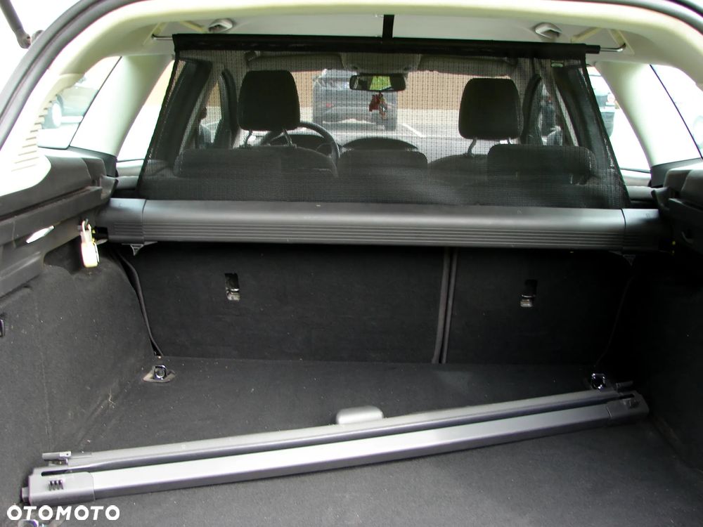 Ford Focus Turnier 1.6 TDCi DPF Start-Stopp-System Titanium - 13