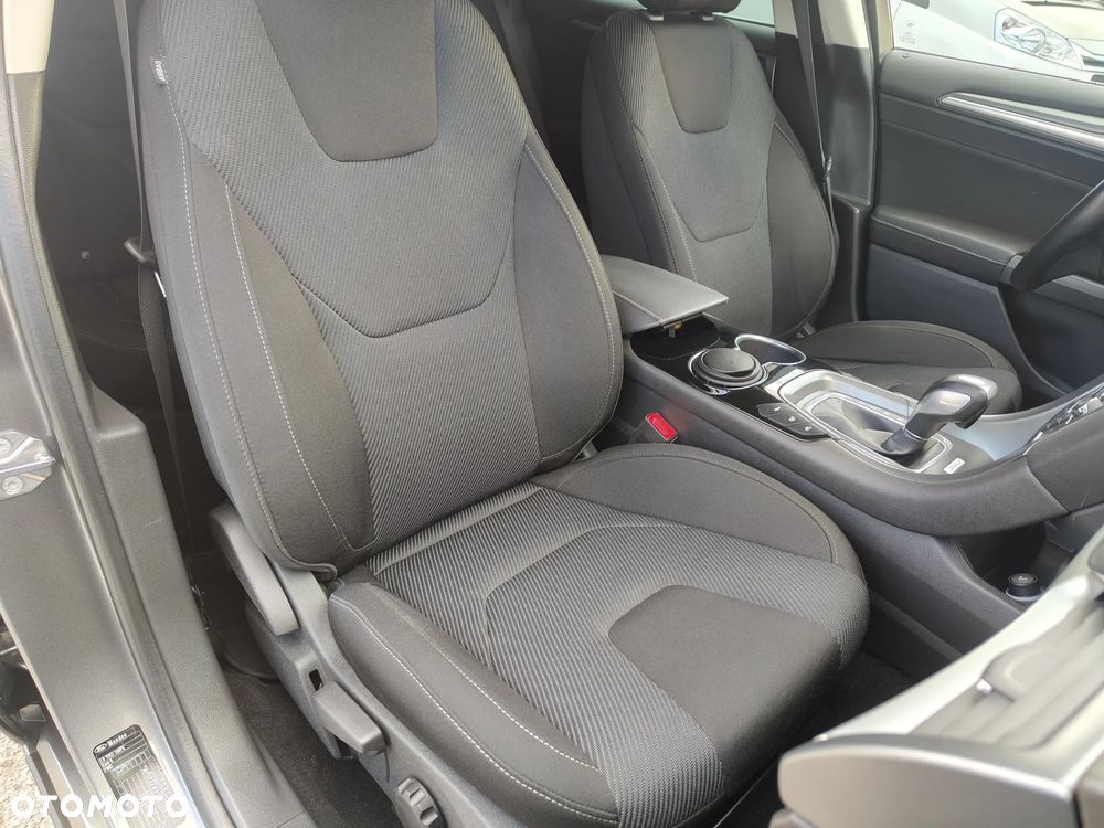 Ford Mondeo - 30