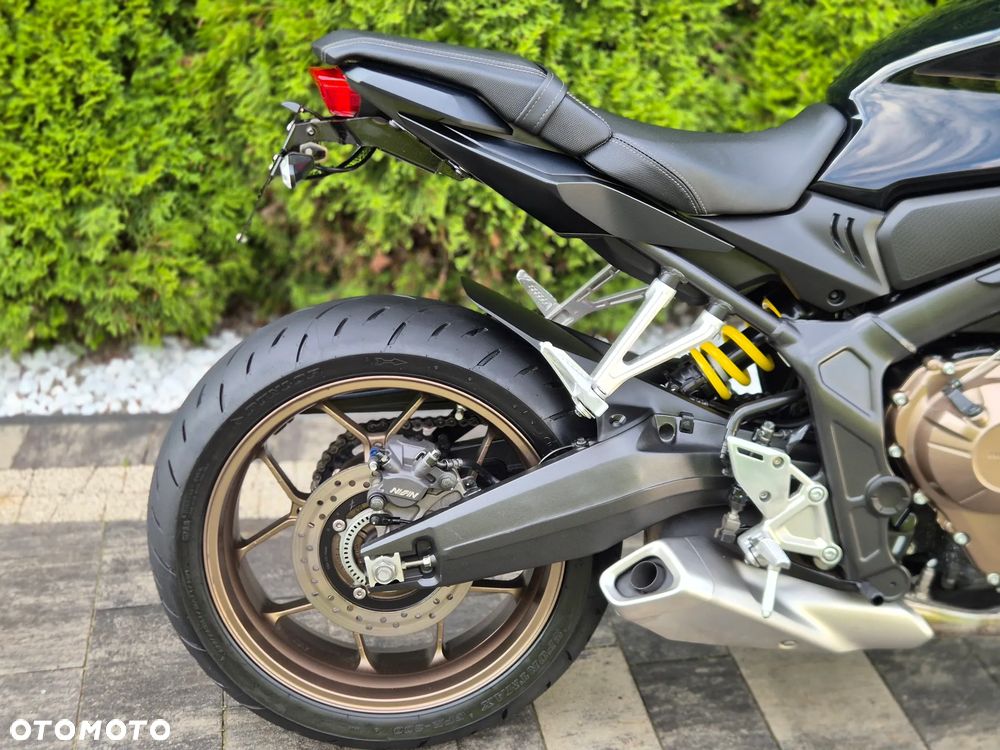 Honda CB - 17
