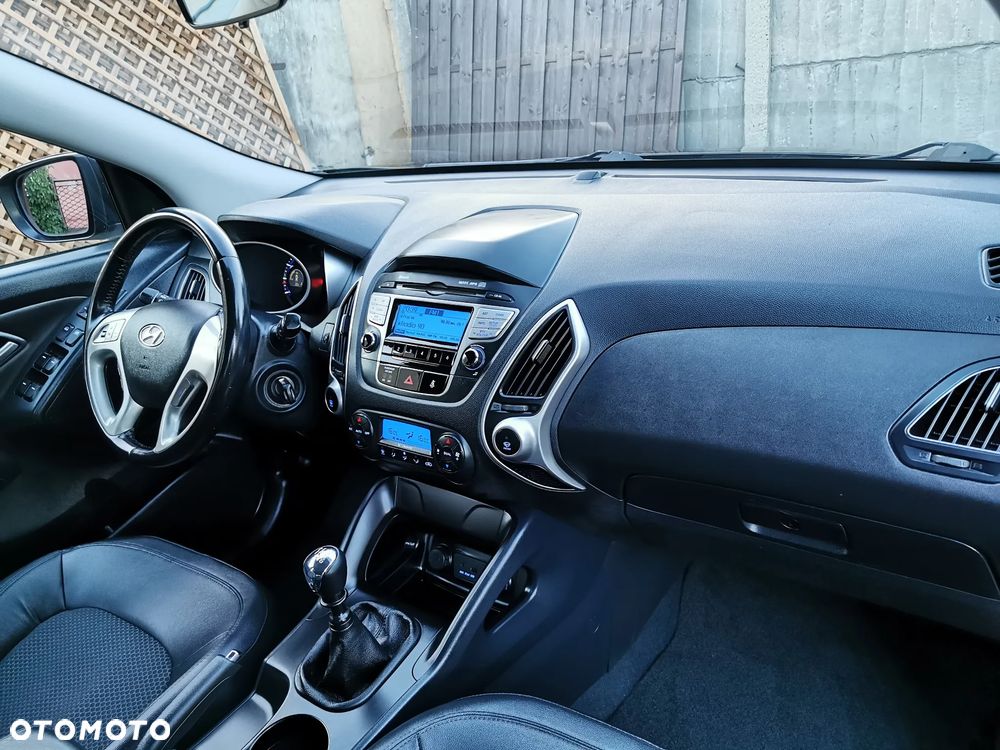 Hyundai ix35 1.6 GDI Comfort 2WD - 24