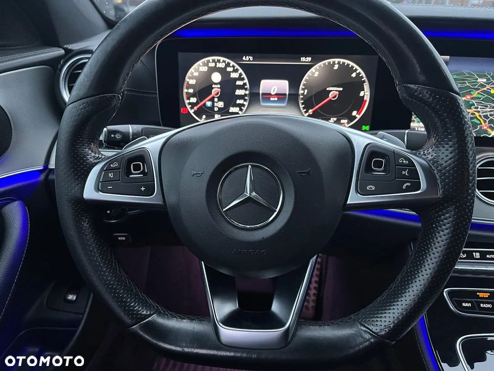 Mercedes-Benz Klasa E 220 d 9G-TRONIC - 17
