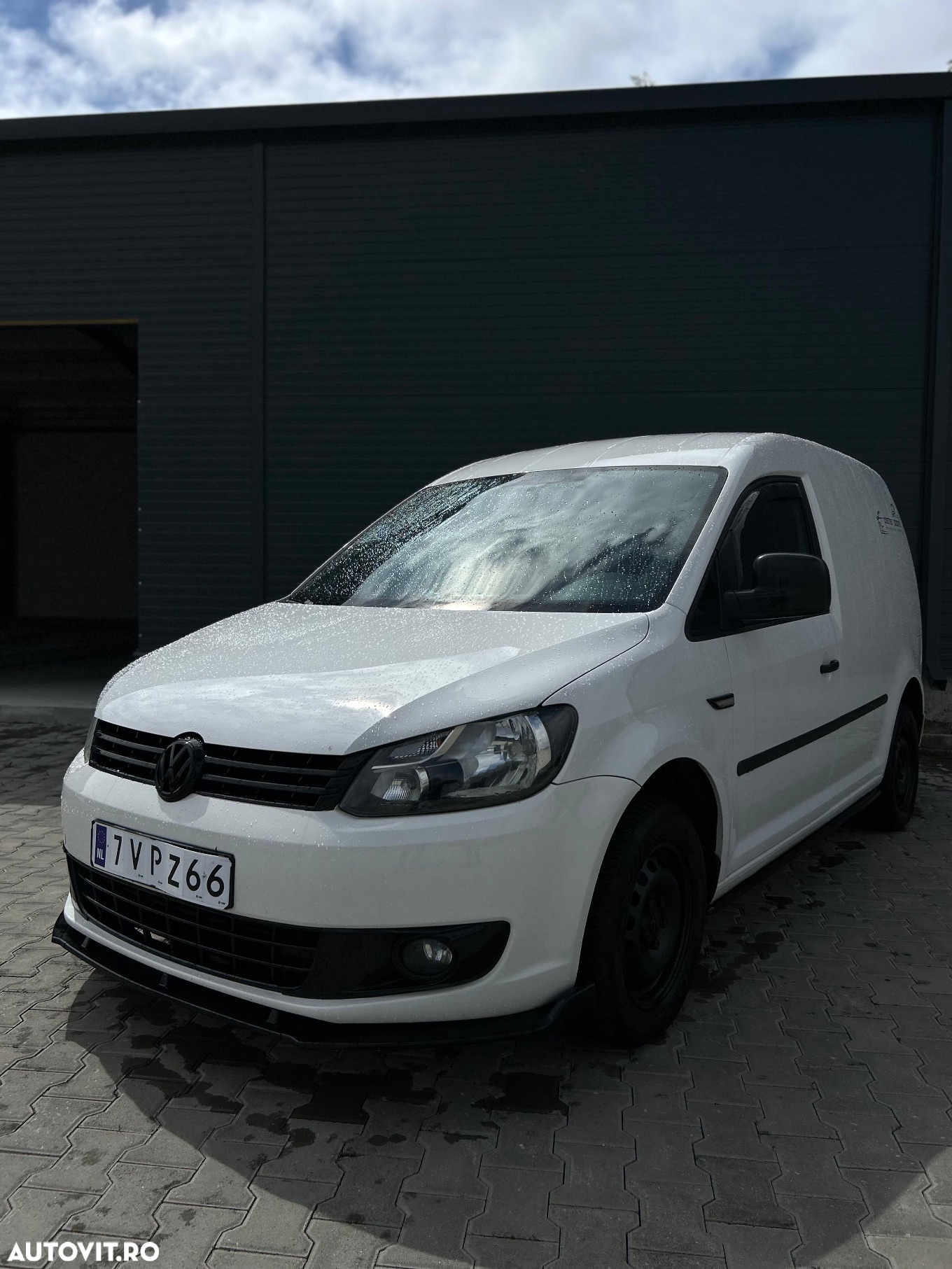 Volkswagen Caddy Maxi 1.6 TDI BlueMotion - 2