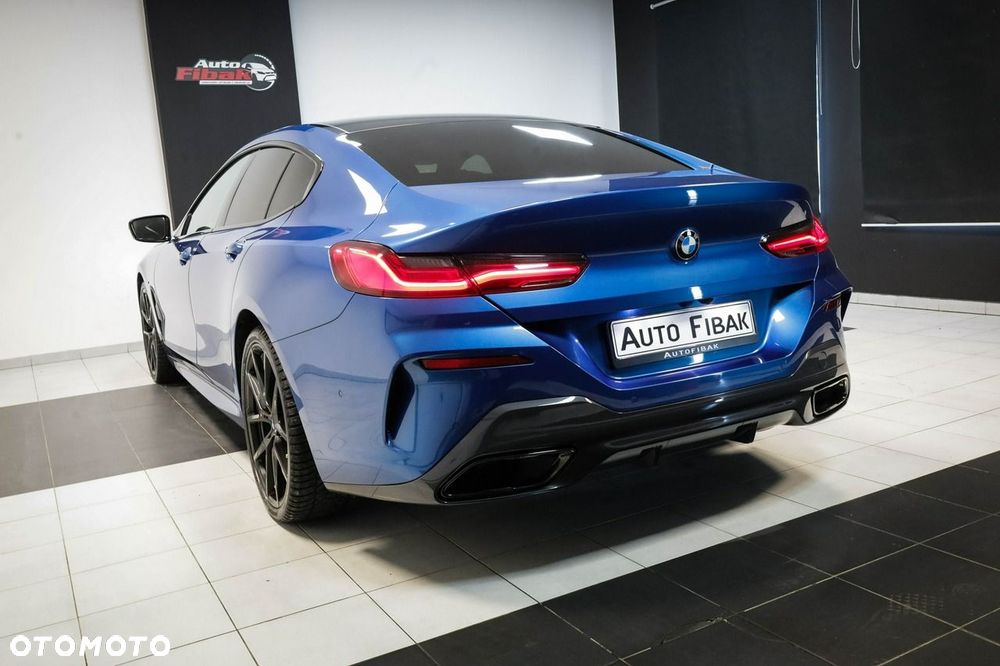 BMW Seria 8 - 12