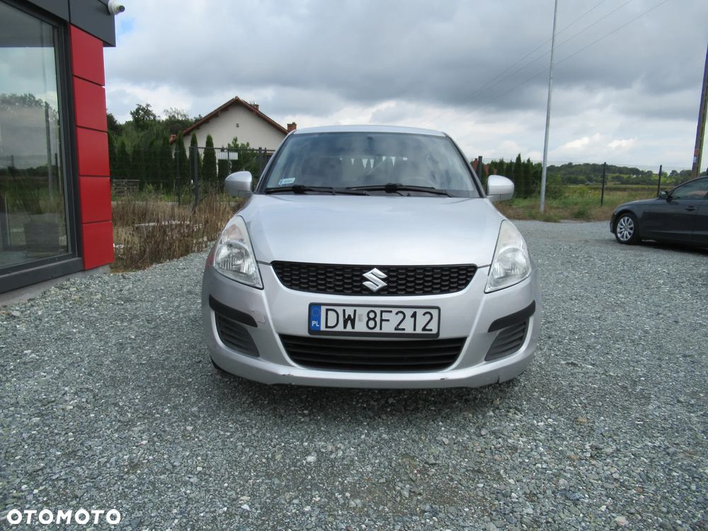 Suzuki Swift - 12