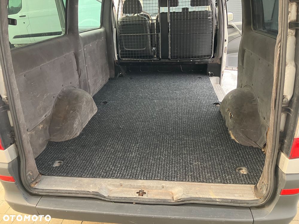 Mercedes-Benz Vito Univan 639.603 - 20