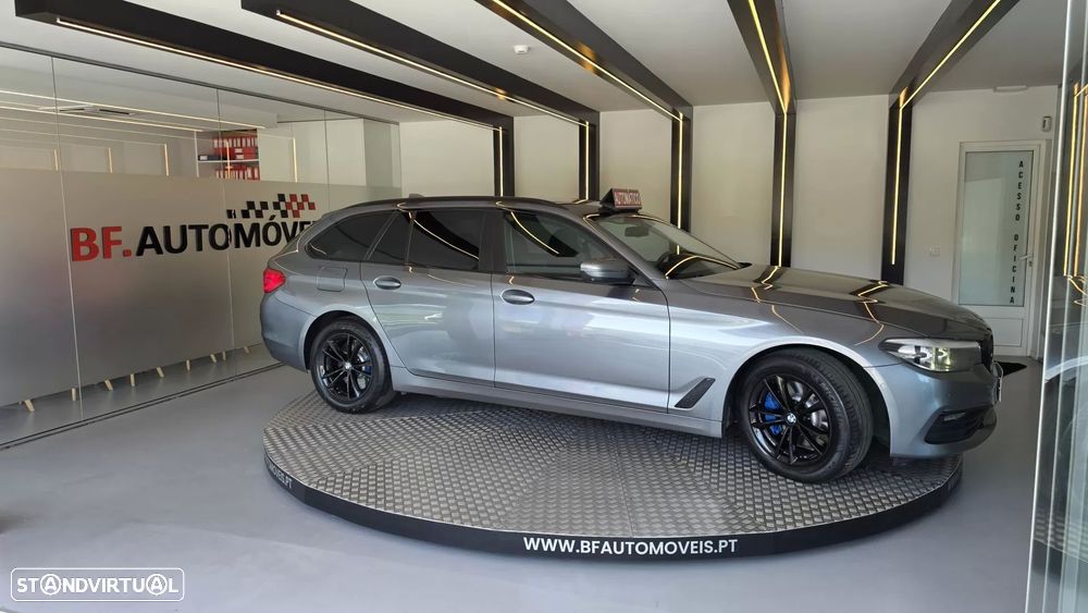 BMW 530 d xDrive Line Luxury Auto - 11