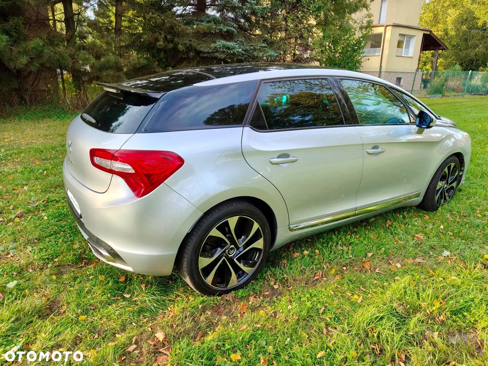 Citroën DS5 HDi 165 SportChic - 14