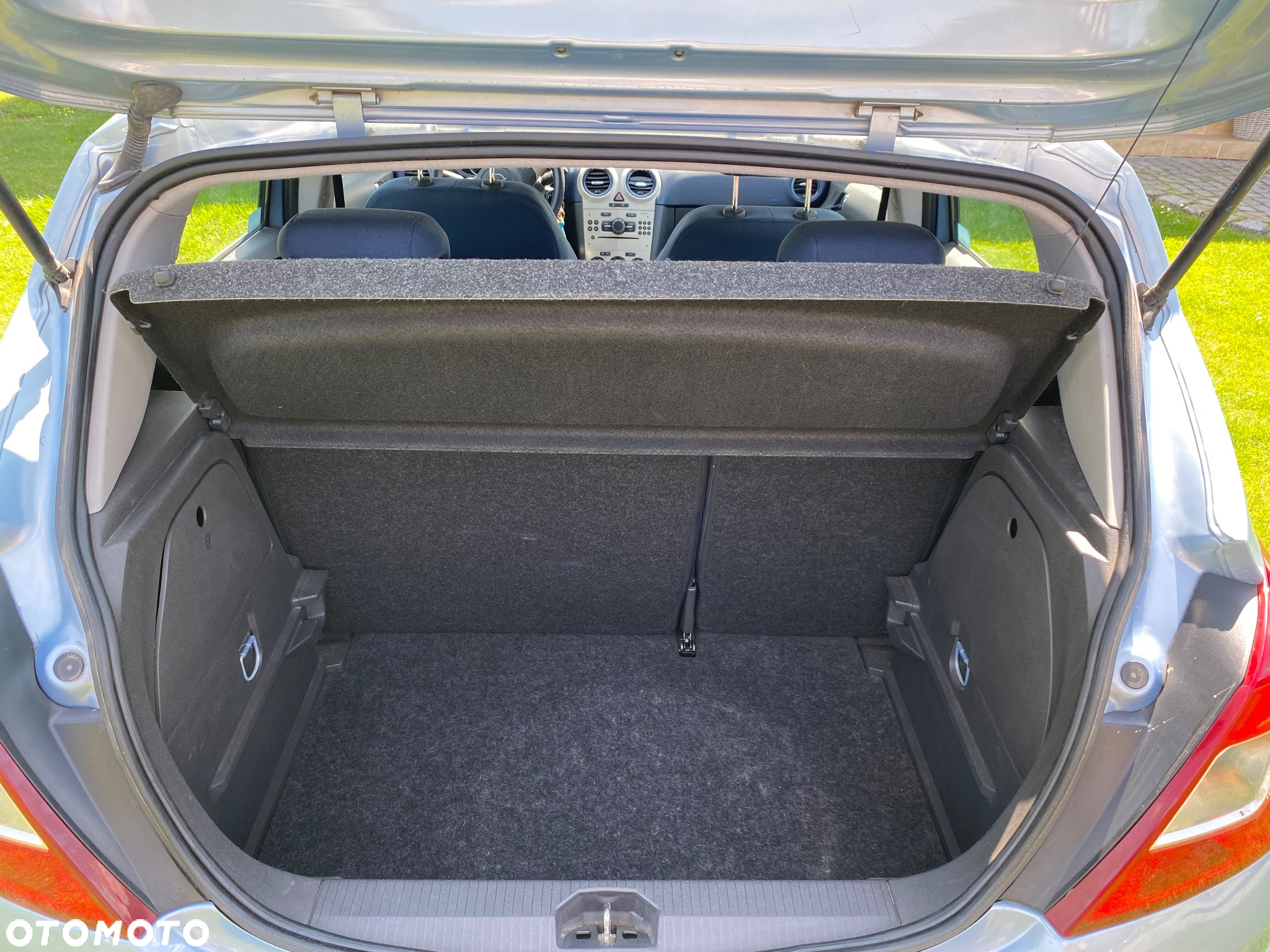 Opel Corsa 1.2 16V - 13