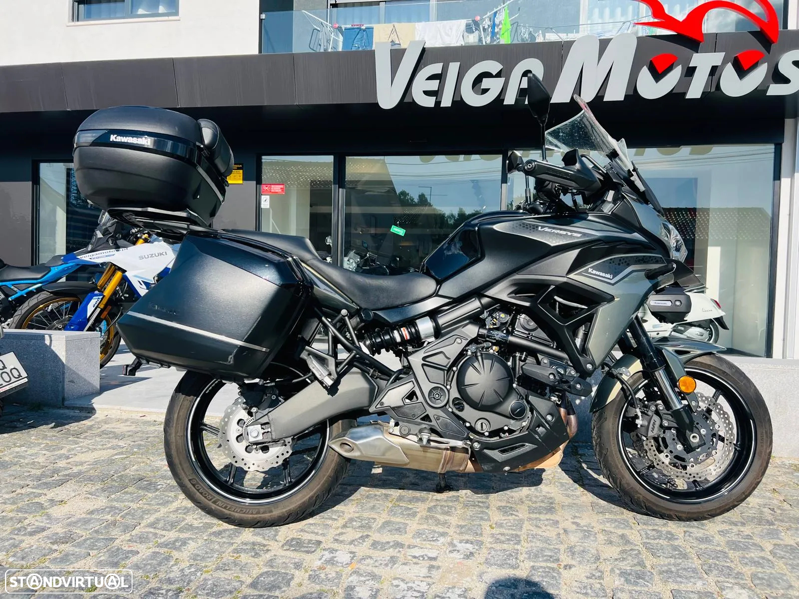 Kawasaki Versys 650 Grand Tourer - 3