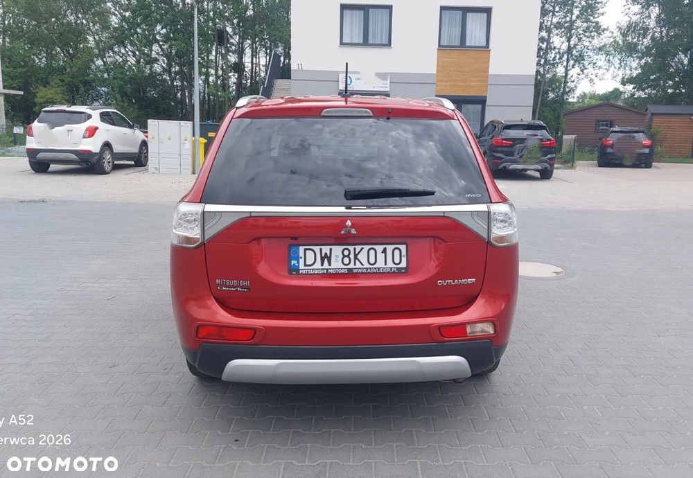 Mitsubishi Outlander 2.0 Intense + 4WD CVT - 7