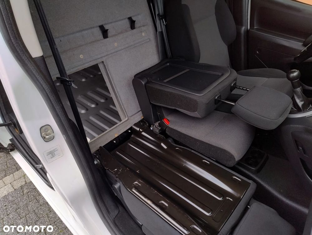 Peugeot PARTNER PO LIFT 1.6 HDI (90KM) 5-BIEGÓW KLIMA TEMPOMAT TABLET STAN IDEALNY FULL OPCJA BEZWYPADKOWY SERWIS KM NIE MA RDZY ! ! ! - 16