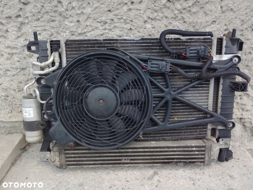CHŁODNICA INTERCOOLER 1.7 CDTI OPEL MERIVA A - 2