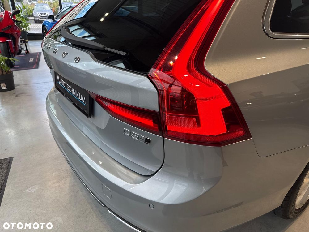 Volvo V90 D5 AWD Inscription - 28