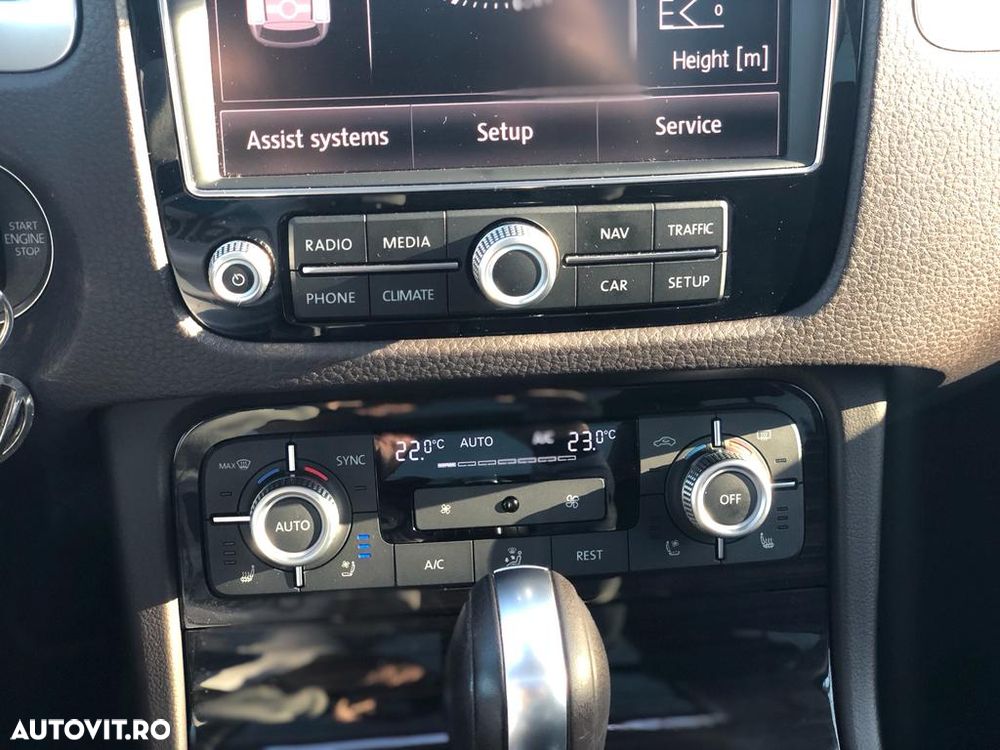Volkswagen Touareg V6 TDI BMT Supreme Plus - 6