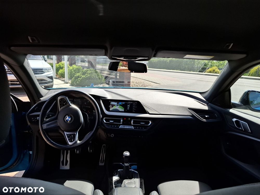 BMW Seria 2 218i Edition Colorvision - 22