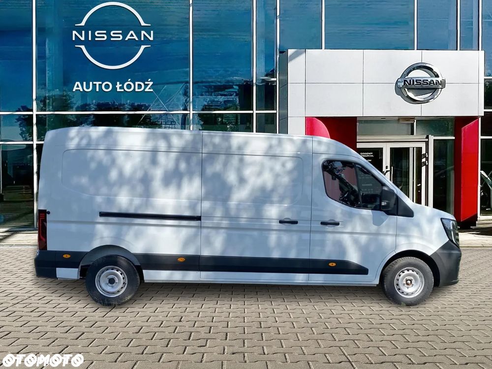 Nissan Interstar - 6