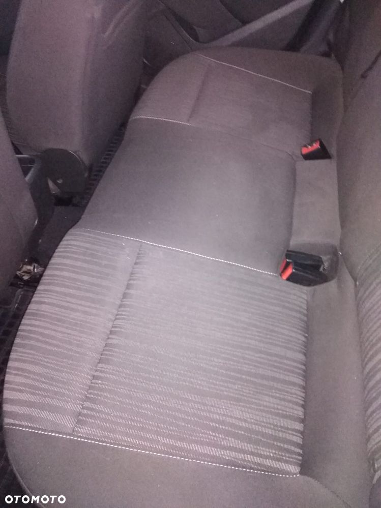 Opel Astra 1.7 CDTI - 7