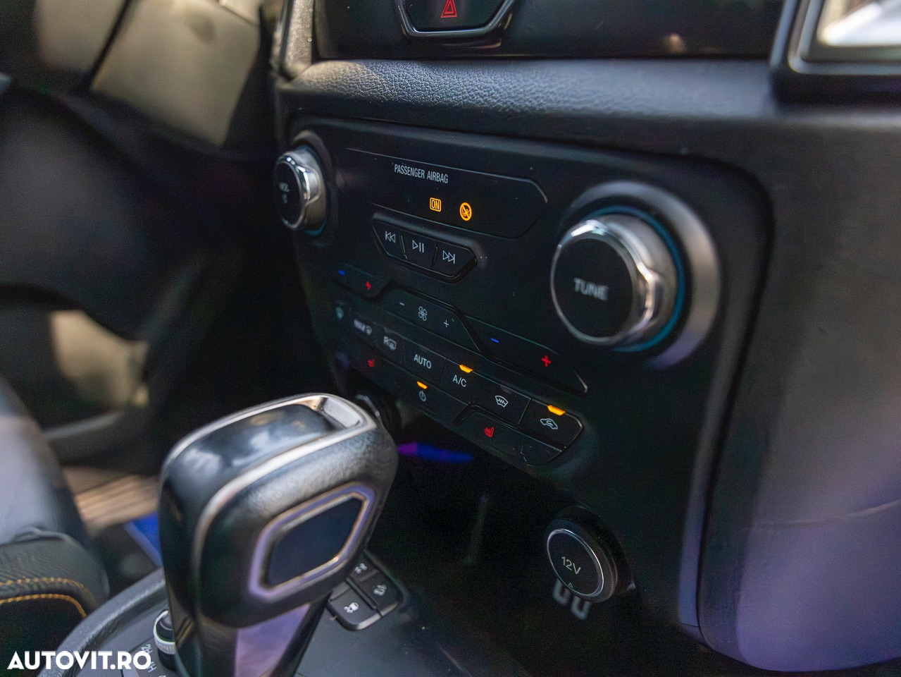 Ford Ranger Pick-Up 2.0 EcoBlue 213 CP 4x4 Cabina Dubla Wildtrack Aut. - 14