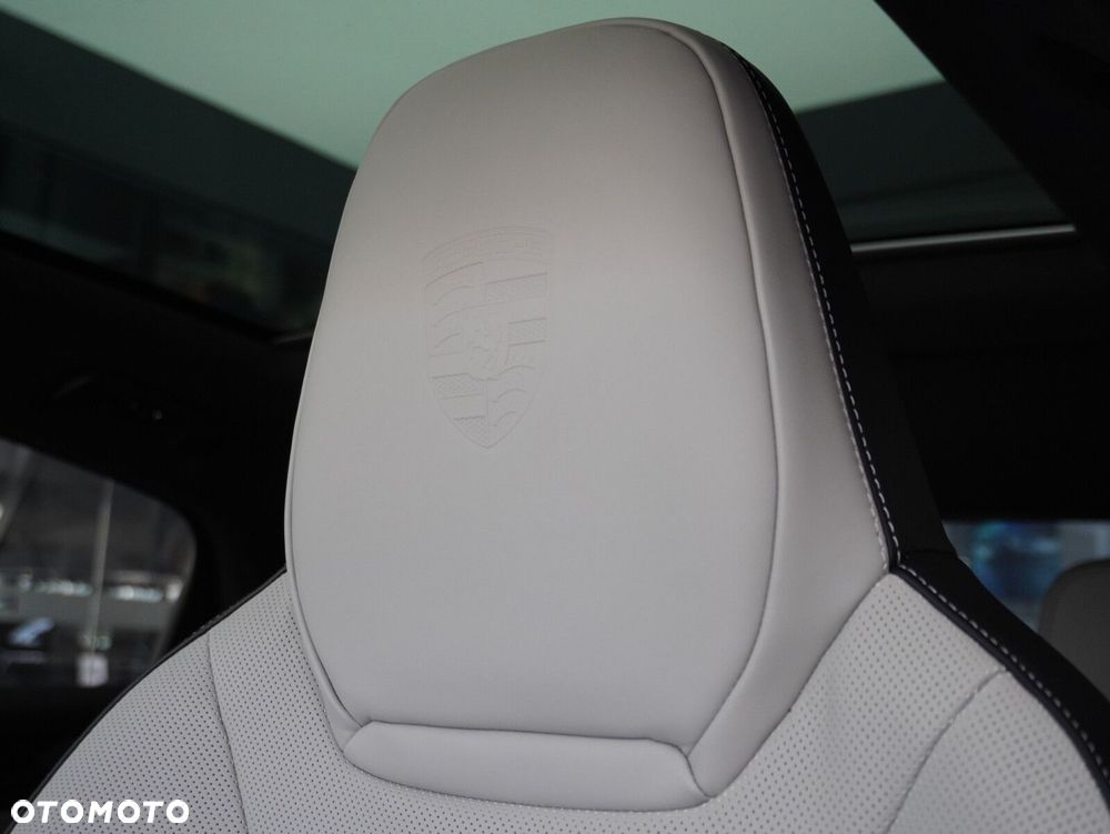 Porsche Cayenne Black Edition - 25