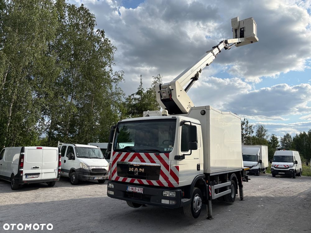 MAN TGL 12.180 | PODNOŚNIK KOSZOWY | 17,6M | VERSALIFT | 265 KG | ZABUDOWA SERWISOWA | 2X WEBASTO | NOWE OPONY | SPROWADZONY | SUPER STAN - 9