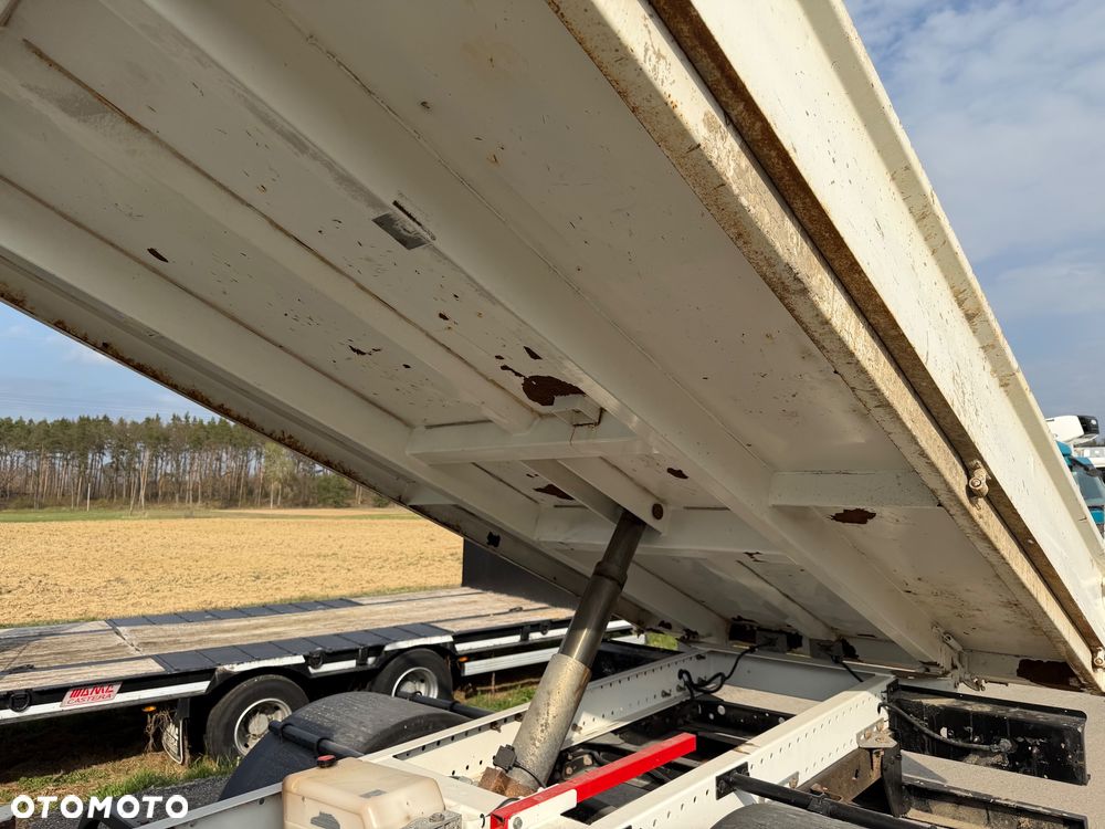 Nissan Cabstar Wywrotka // Silnik  2.5 L 130KM // - 10