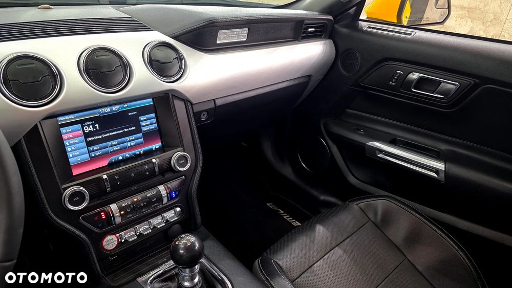 Ford Mustang 5.0 Ti-VCT V8 GT - 24